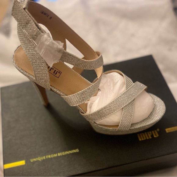 Women's Silver Suedes Open Toe High Heel Platform Dress Pump Sandals - Picture 12 of 14